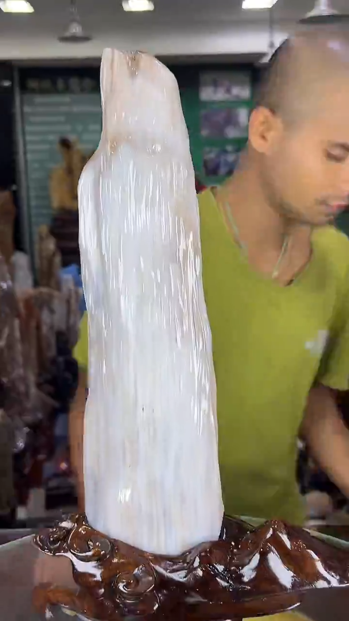 缅甸天然树化玉摆件