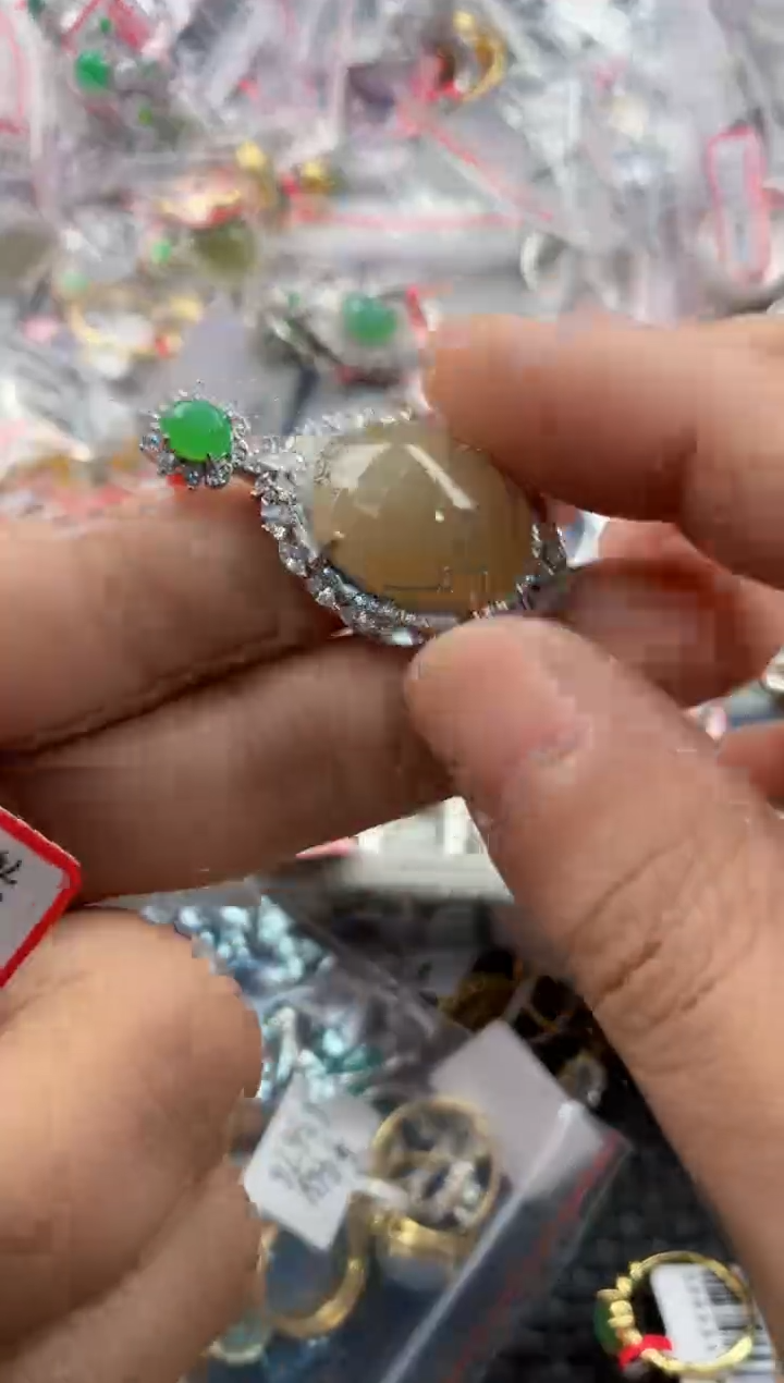 银S925镶嵌戒指翡翠333               6