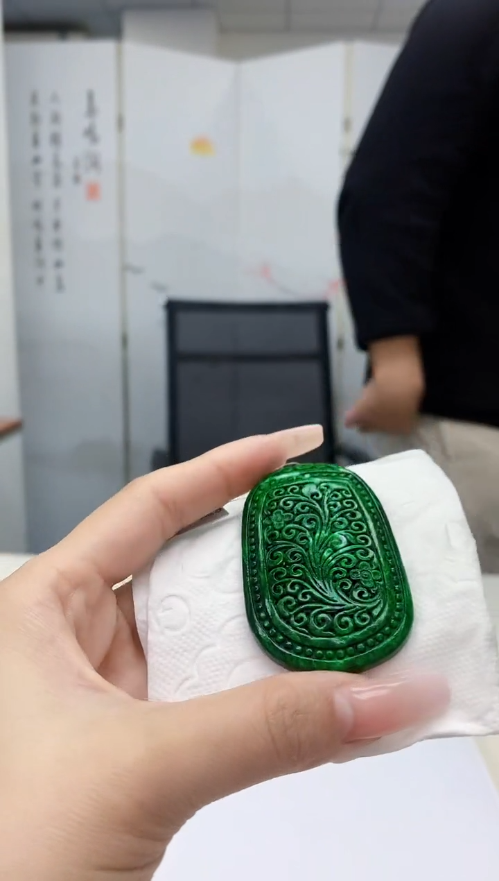 【闪购商品】定制翡翠未镶嵌5145lr-毛货挂件52赠珠链