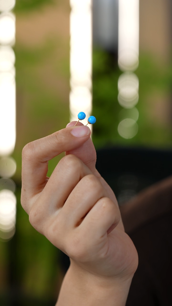 18K金镶嵌绿松石耳钉5mm秒拍号12