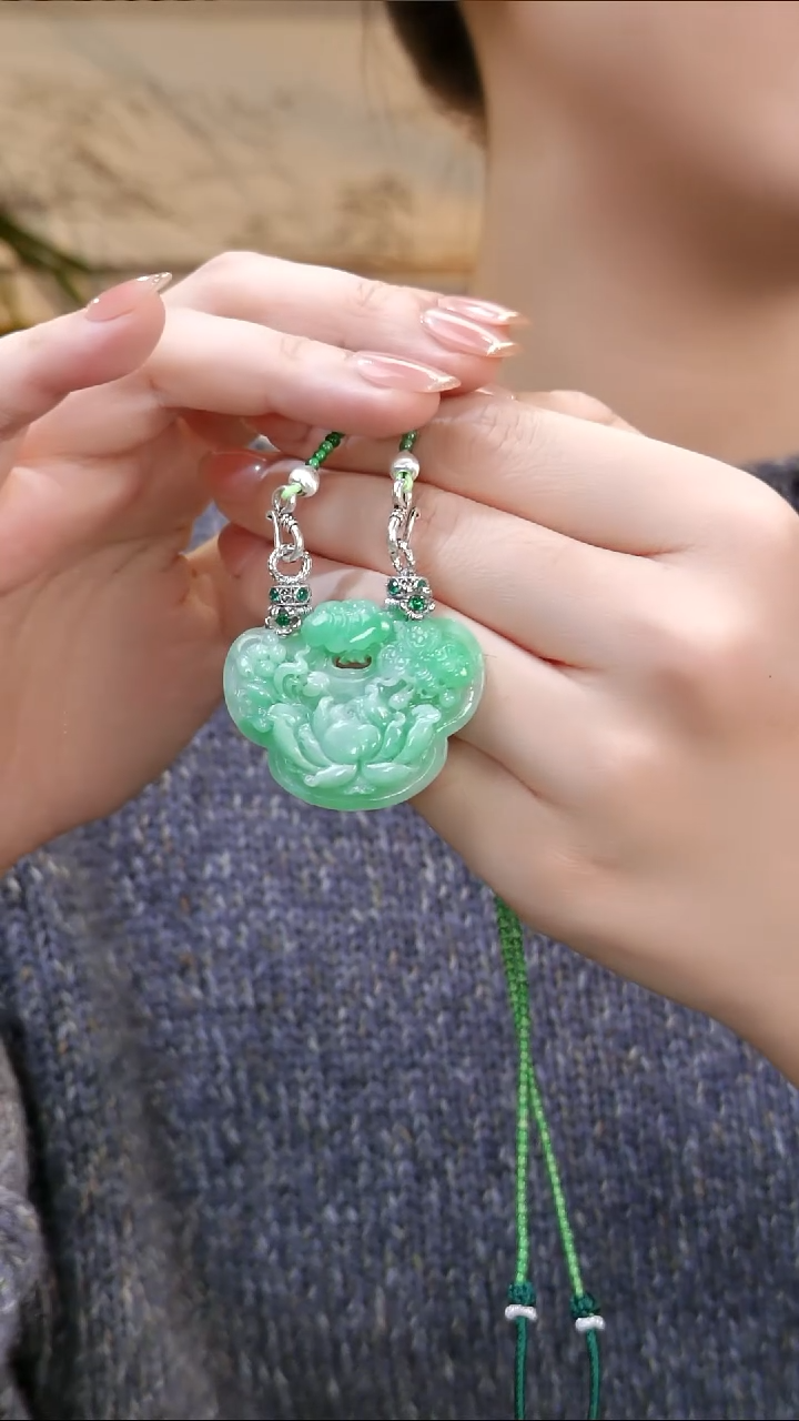 颈饰未镶嵌翡翠国风
