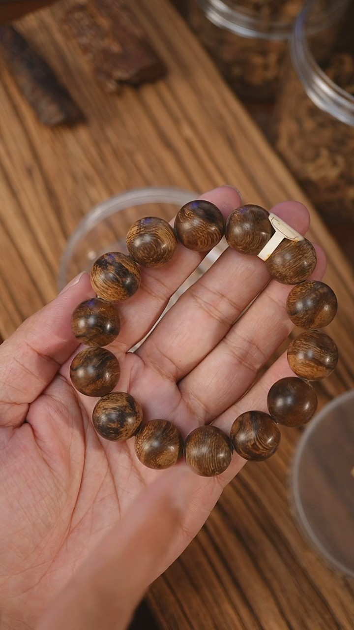 手串沉香越南芽庄红土1.71-31克+ca0801