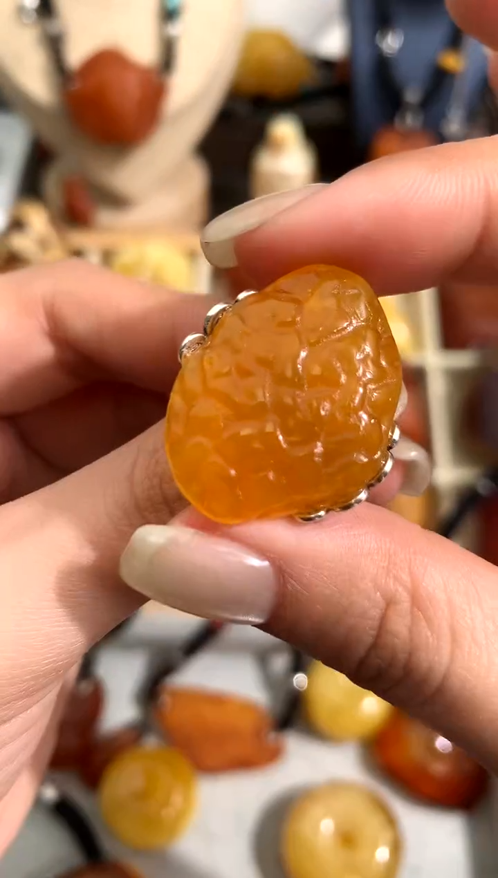 【闪购商品】蜜蜡裸石未镶嵌似玉