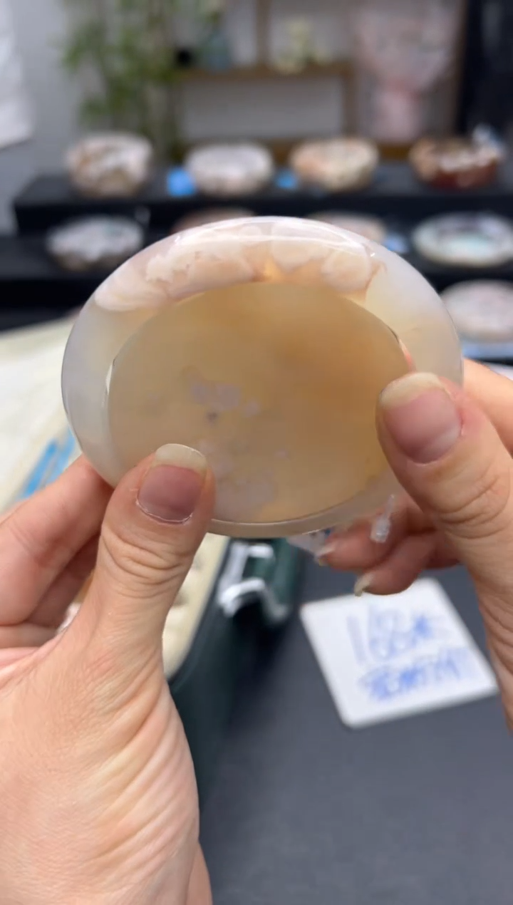 【闪购商品】石英质玉手镯未镶嵌A178(61圈赠送镯心)