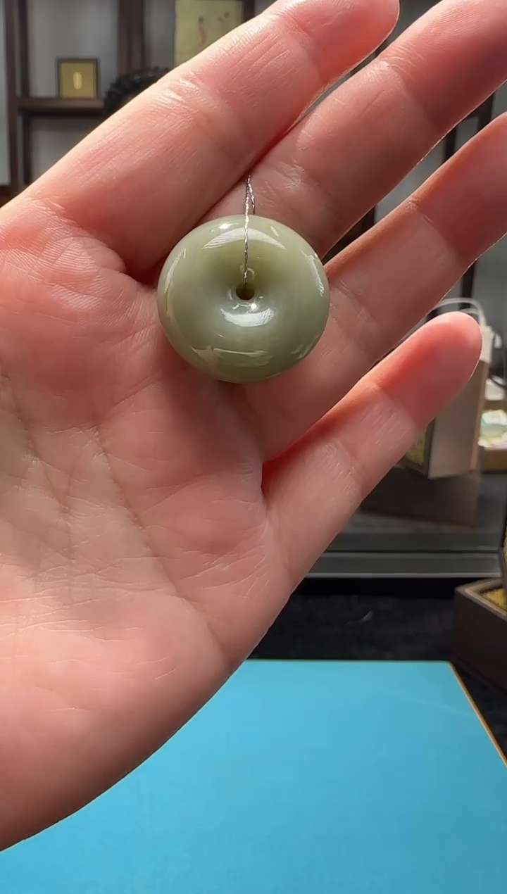 吊坠(不含链)未镶嵌和田玉新疆和田玉于田料平安扣