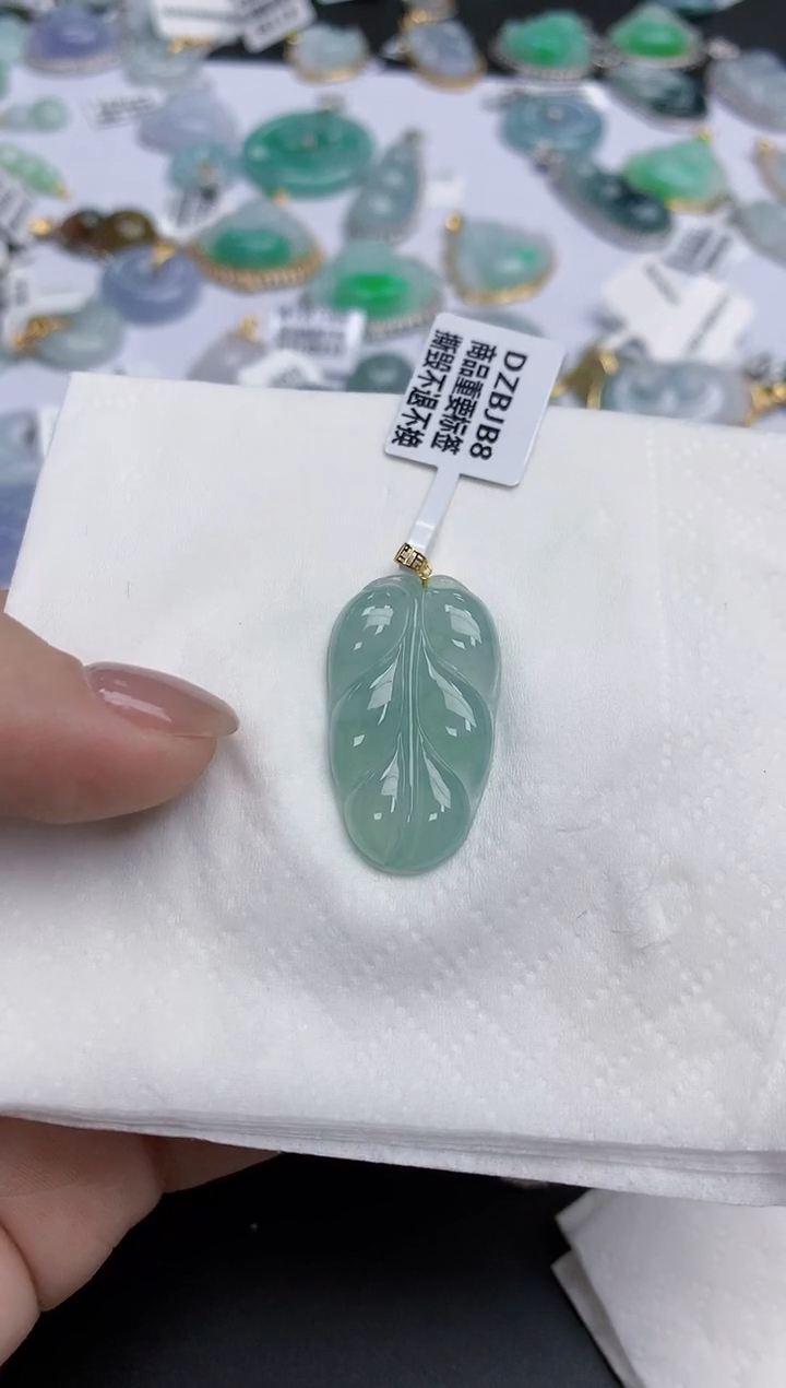 【闪购商品】翡翠颈饰18K金镶嵌天然缅甸翡翠A货