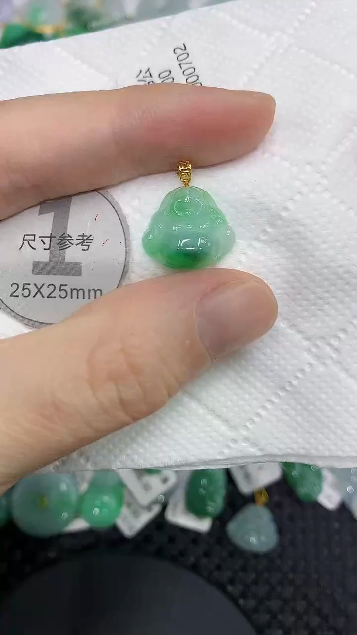 颈饰18K金镶嵌翡翠a货支持复检百元以上9元证书费自理