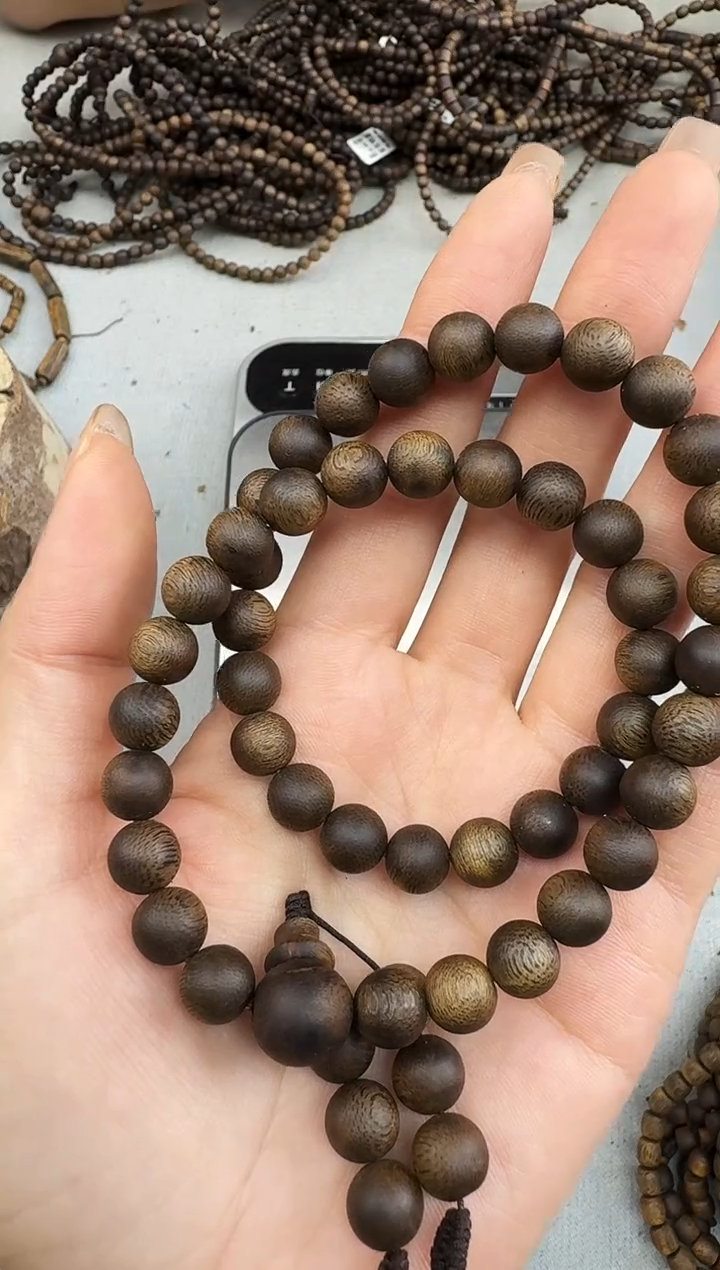 沉香手串三**羊0924白棋圆珠沉水双圈多样性发一