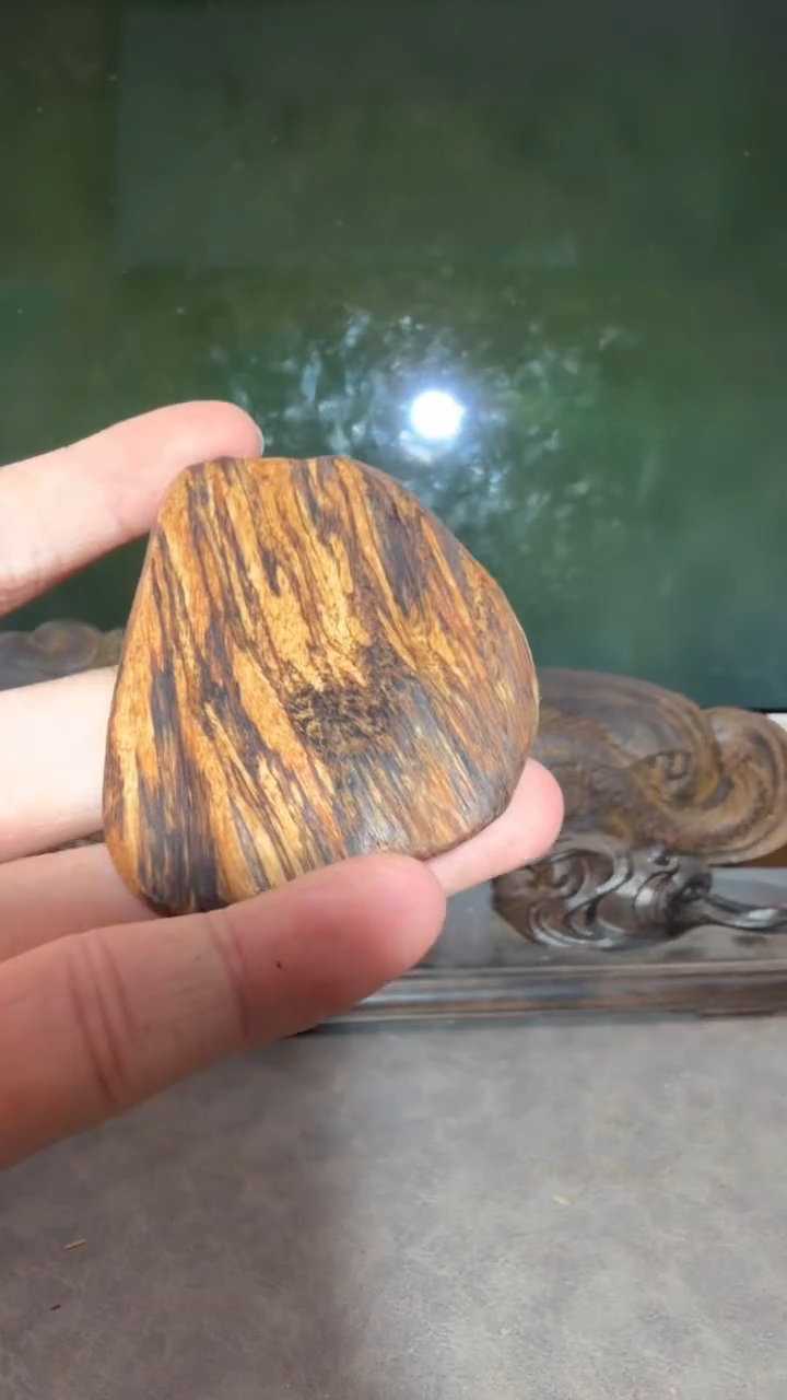 沉香手把件多样性发一