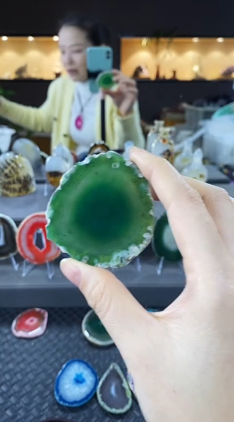 未镶嵌颈饰玛瑙/玉髓莉****️玛瑙