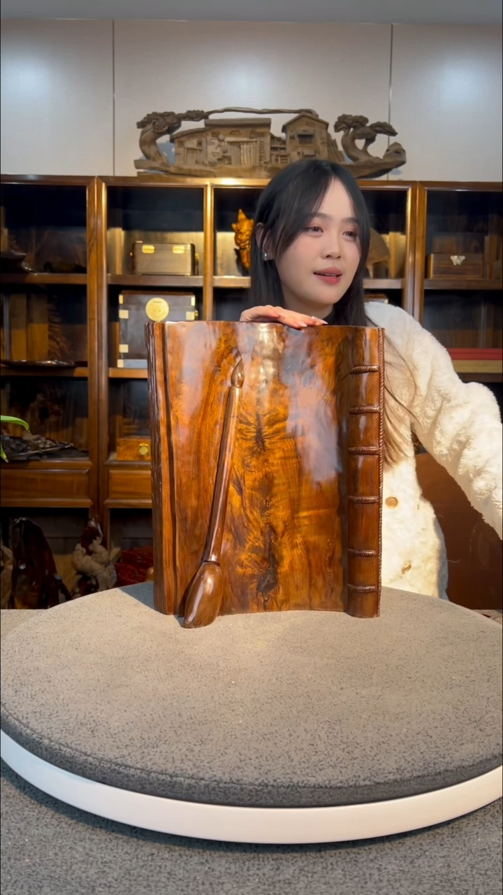 【闪购商品】金丝楠木雕笔墨丹青