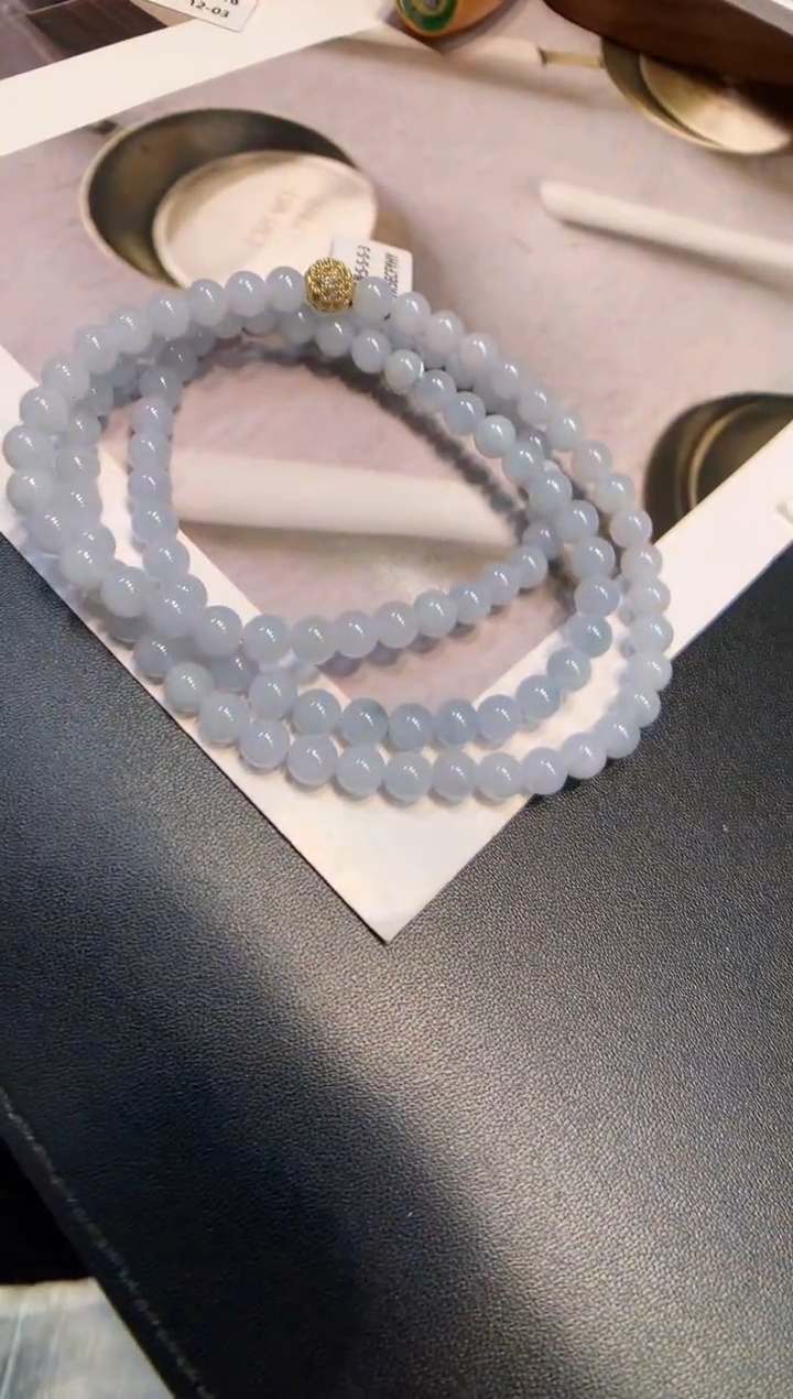 颈饰未镶嵌翡翠珠串