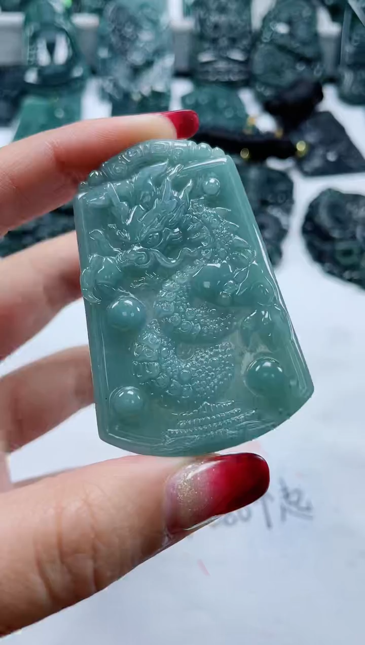 【闪购商品】翡翠颈饰未镶嵌多样性发货一件发货-龙牌