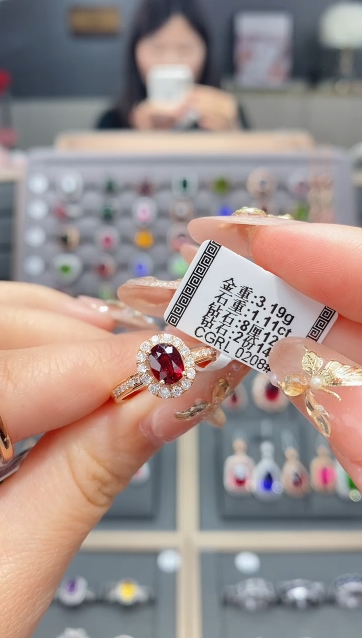 【闪购商品】红宝石戒指18K金镶嵌1.11