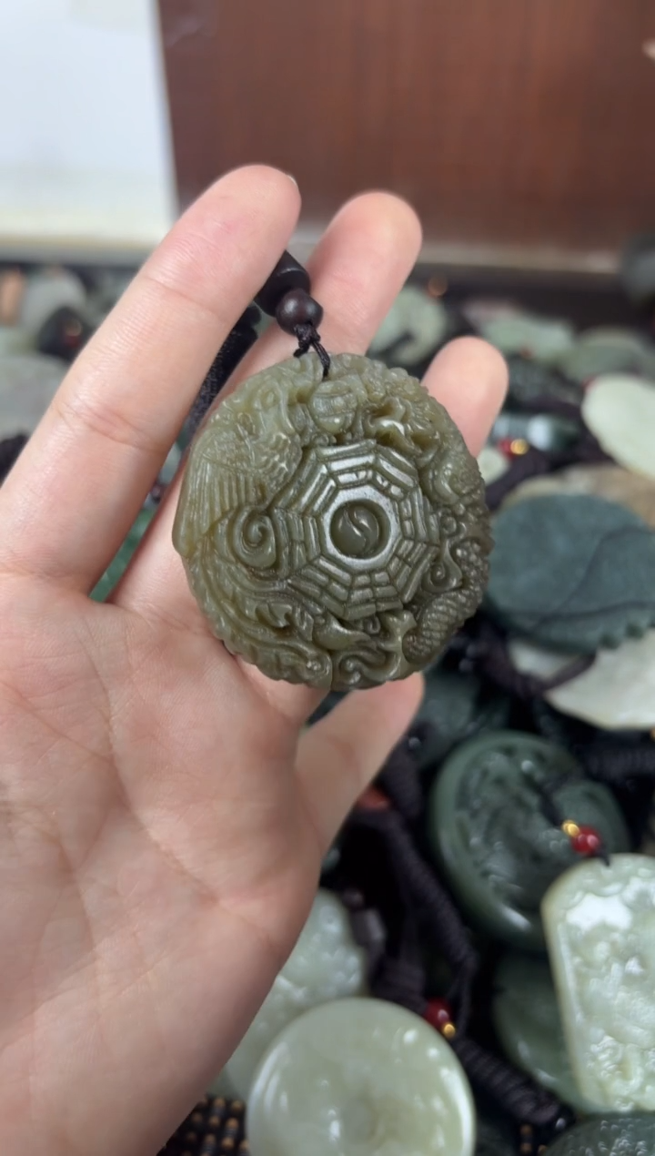 【闪购商品】和田玉颈饰未镶嵌1