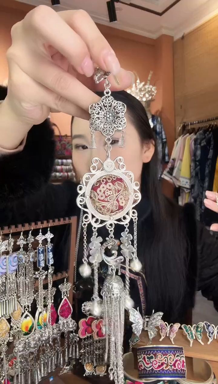 刺绣纯手工民族风压襟