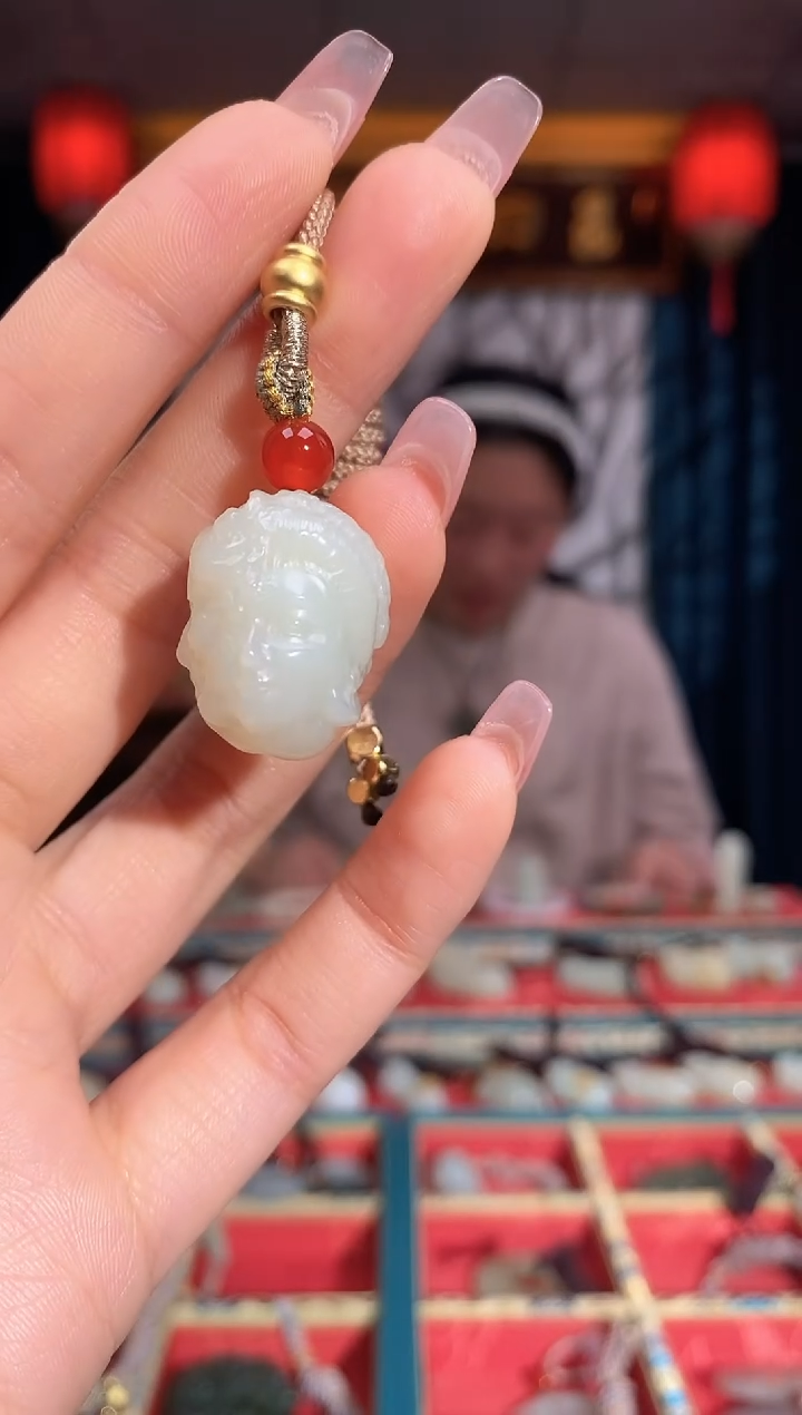 【闪购商品】和田玉颈饰未镶嵌佛