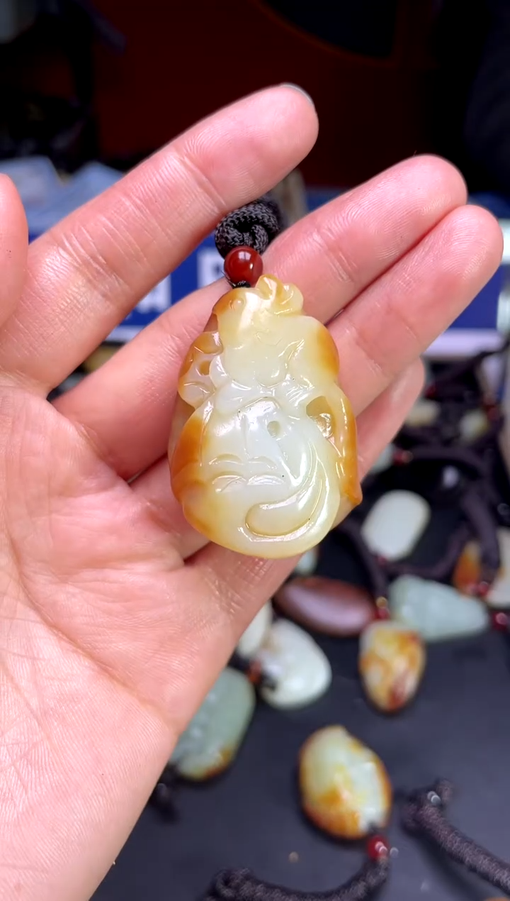 【闪购商品】和田玉颈饰未镶嵌1