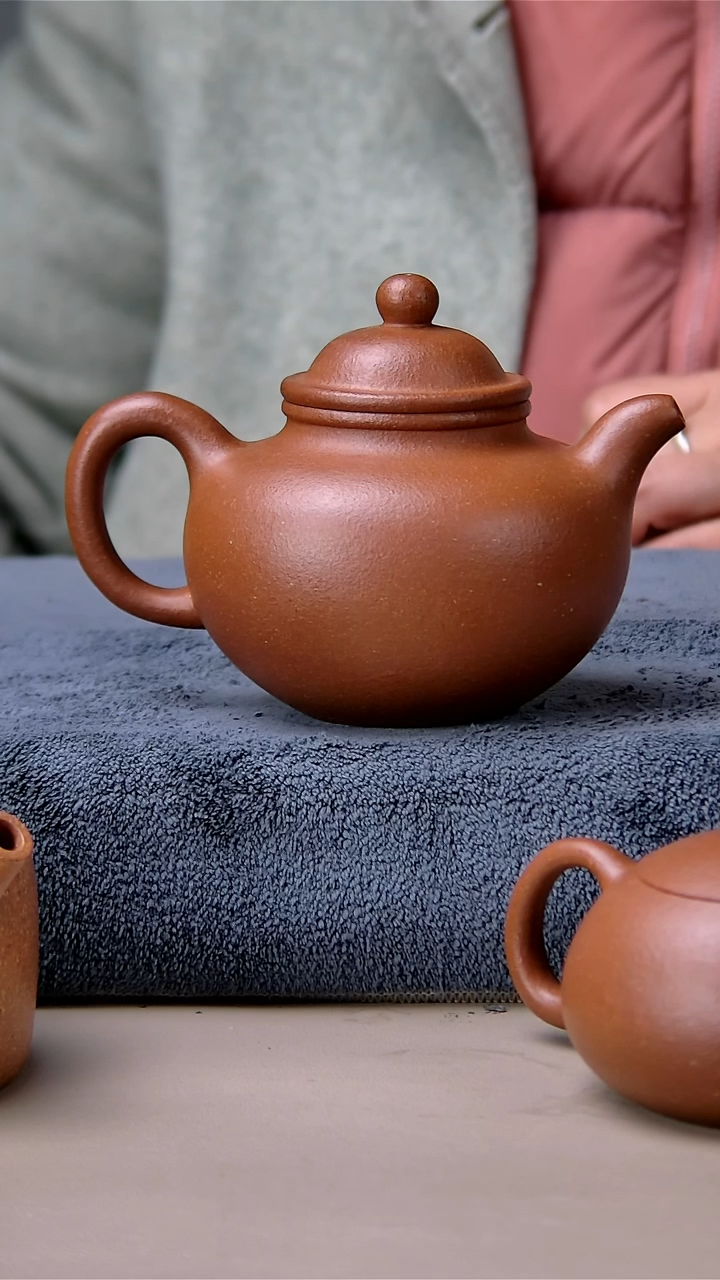 【闪购商品】清水泥茶壶260连子红降坡精选