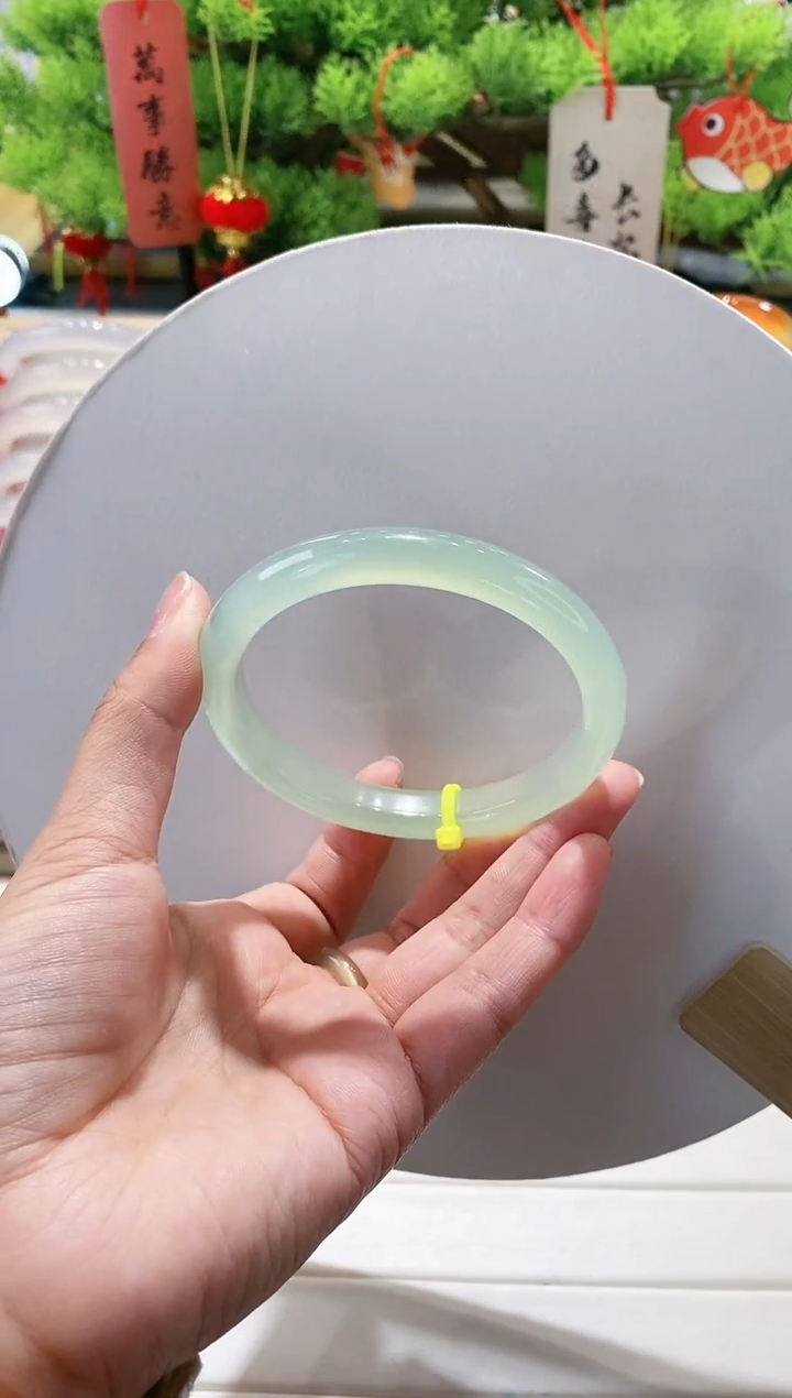 【闪购商品】玛瑙/玉髓手镯未镶嵌18-