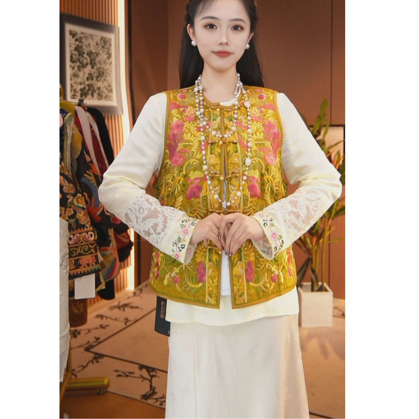 山川织梦/新中式春季新款重工织锦刺绣马甲2025A6300小禹