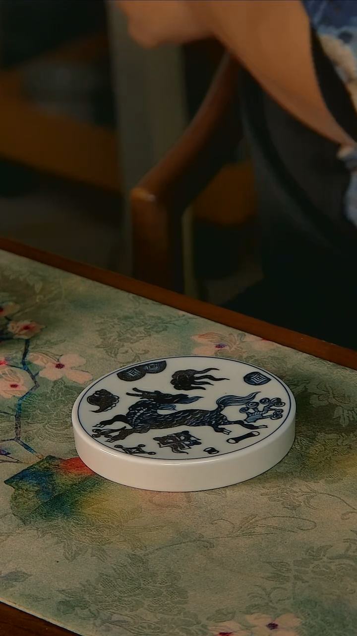 杯手工手绘杯杯很美丽