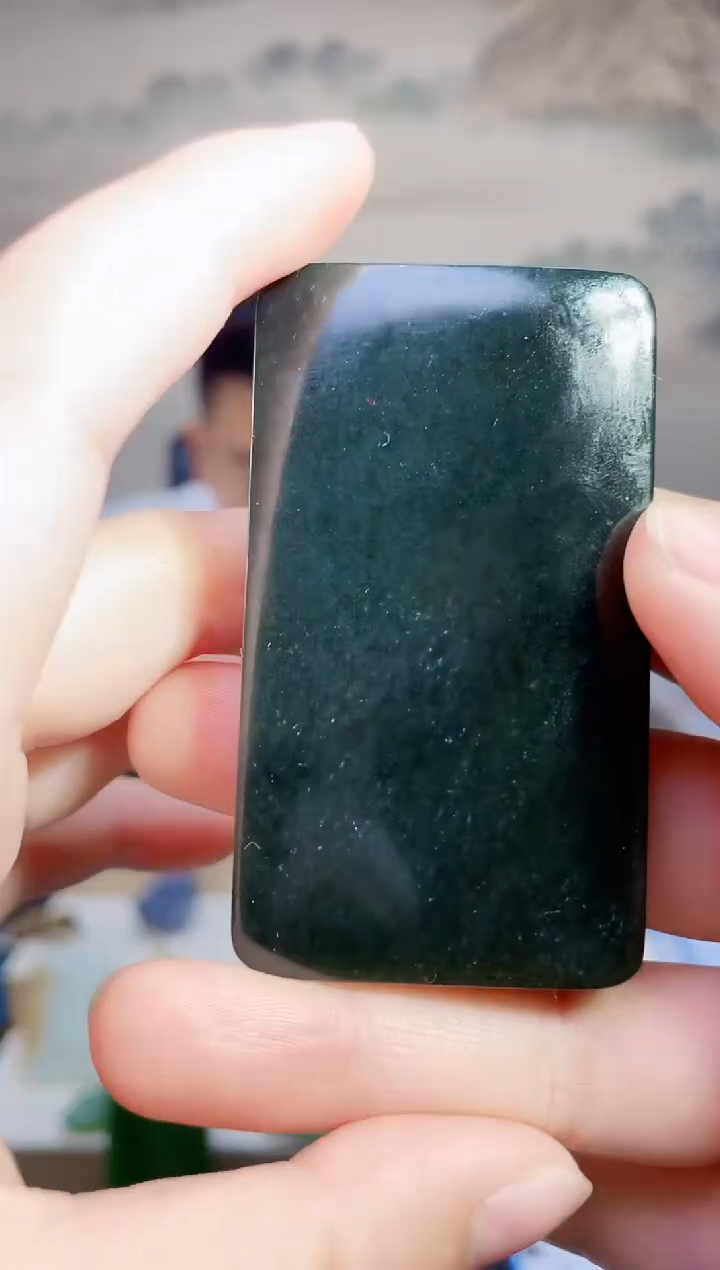 和田玉未镶嵌颈饰1