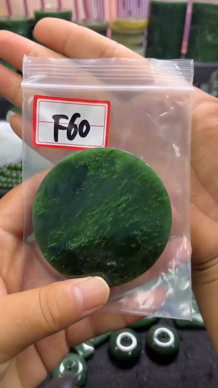 和田玉未镶嵌珠宝半成品镯芯