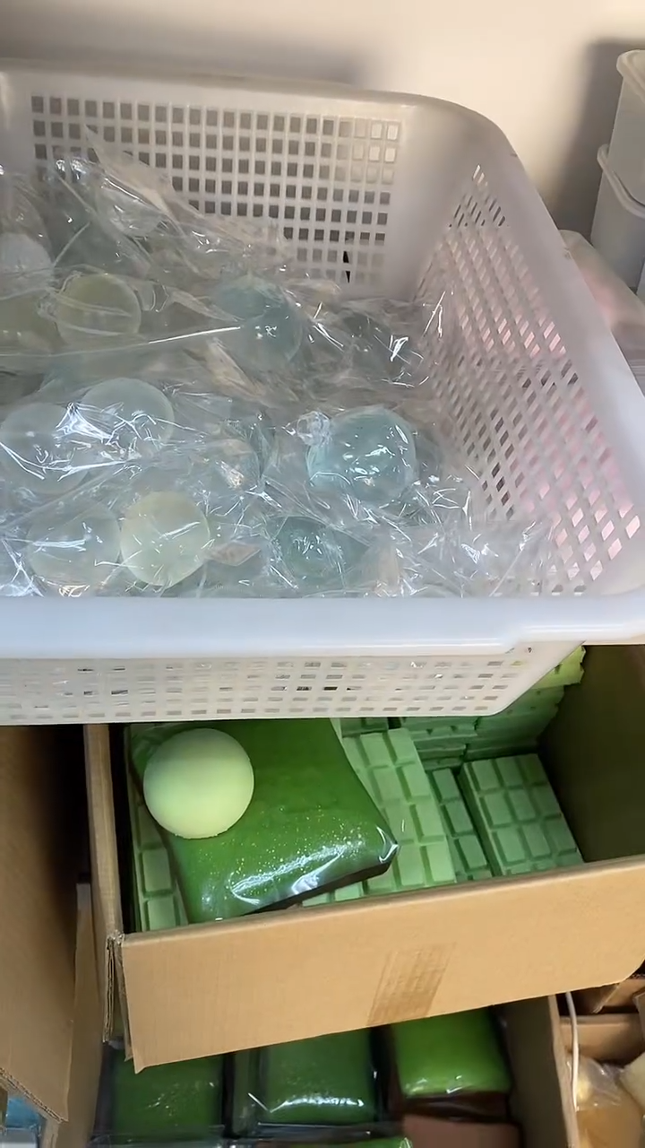 薄荷色椰子油手作球，可塑手感