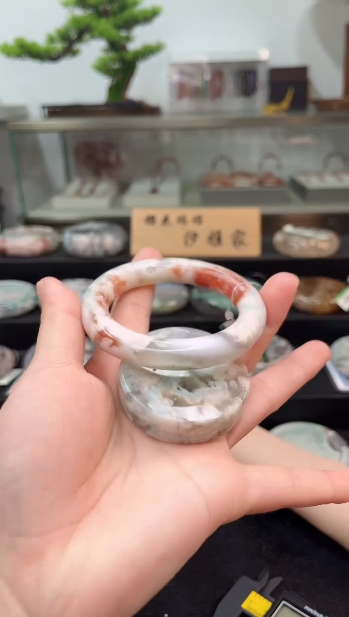 未镶嵌手镯石英质玉55圈口（赠品镯心）S9406