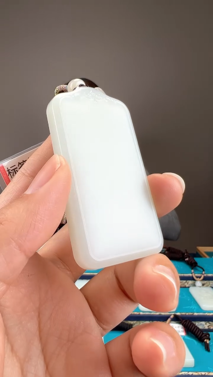 【闪购商品】和田玉颈饰未镶嵌1