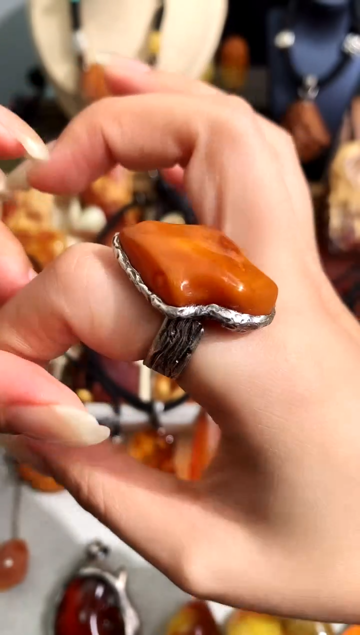 【闪购商品】蜜蜡裸石未镶嵌似玉