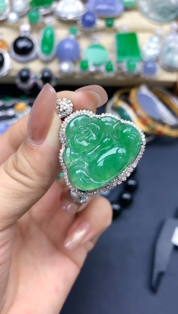 颈饰18K金镶嵌翡翠357-中国好珍宝