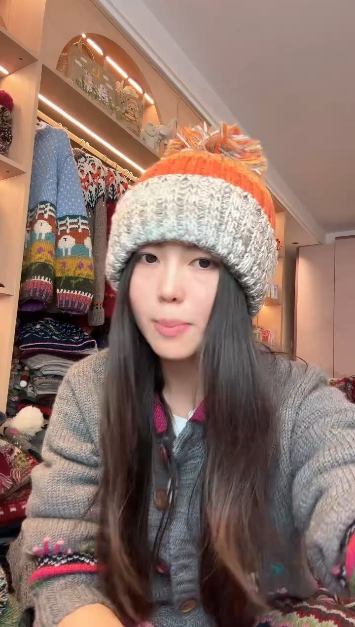 羊毛灰南翻边帽 