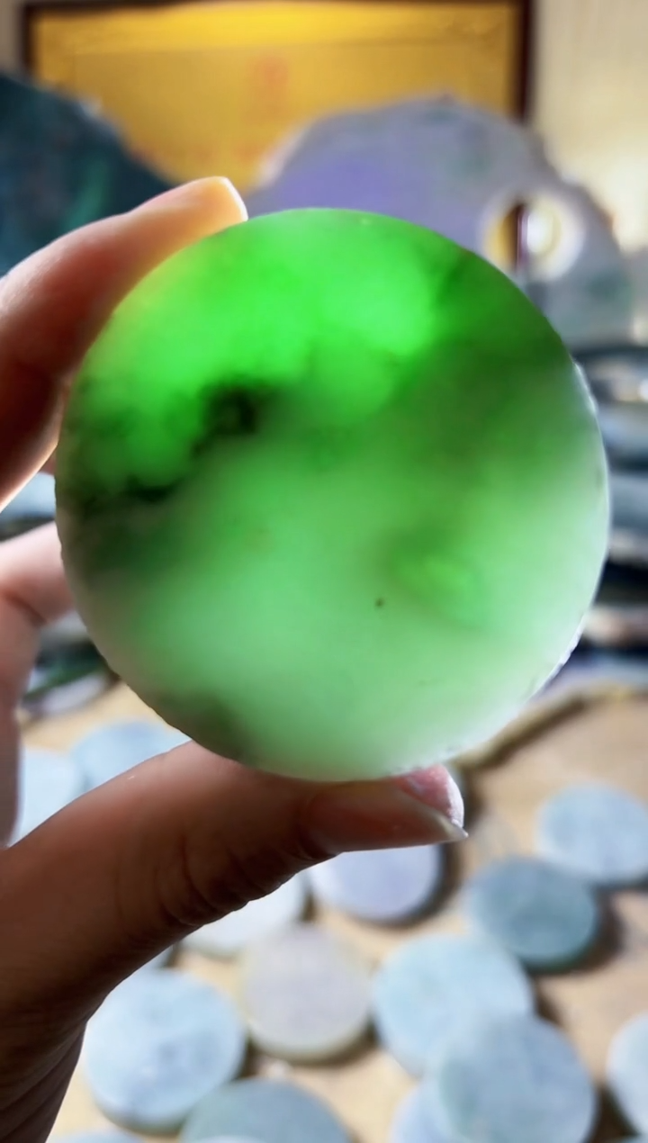 【闪购商品】翡翠颈饰未镶嵌A货白文1948