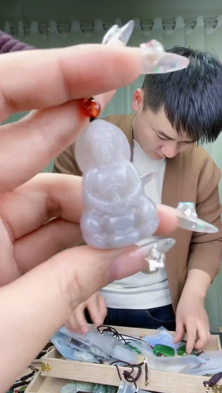 【闪购商品】和田玉挂件未镶嵌拍一发一，多样性发货！