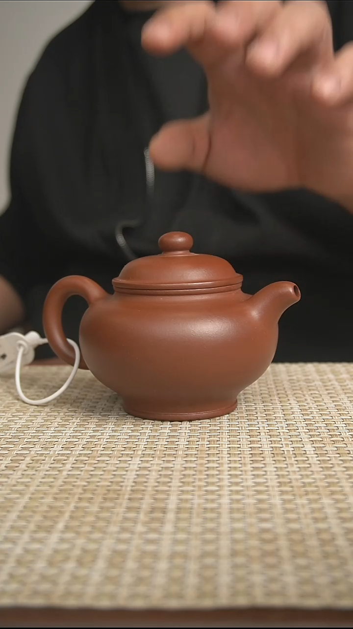 茶壶紫砂宜兴紫砂壶精工半手紫泥掇只250cc