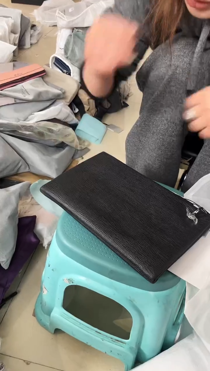 头层牛皮729品牌男包清货中（不要卡单，理性消费）