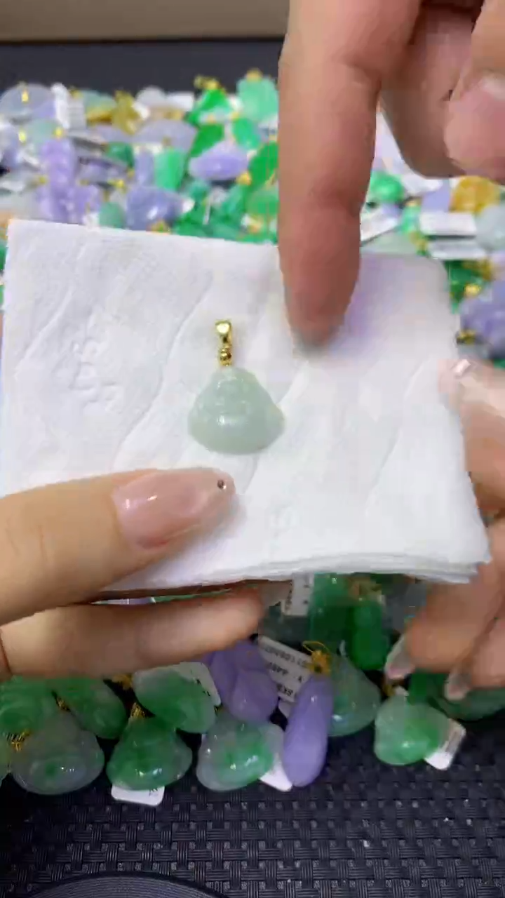 颈饰未镶嵌翡翠天然缅甸翡翠A货