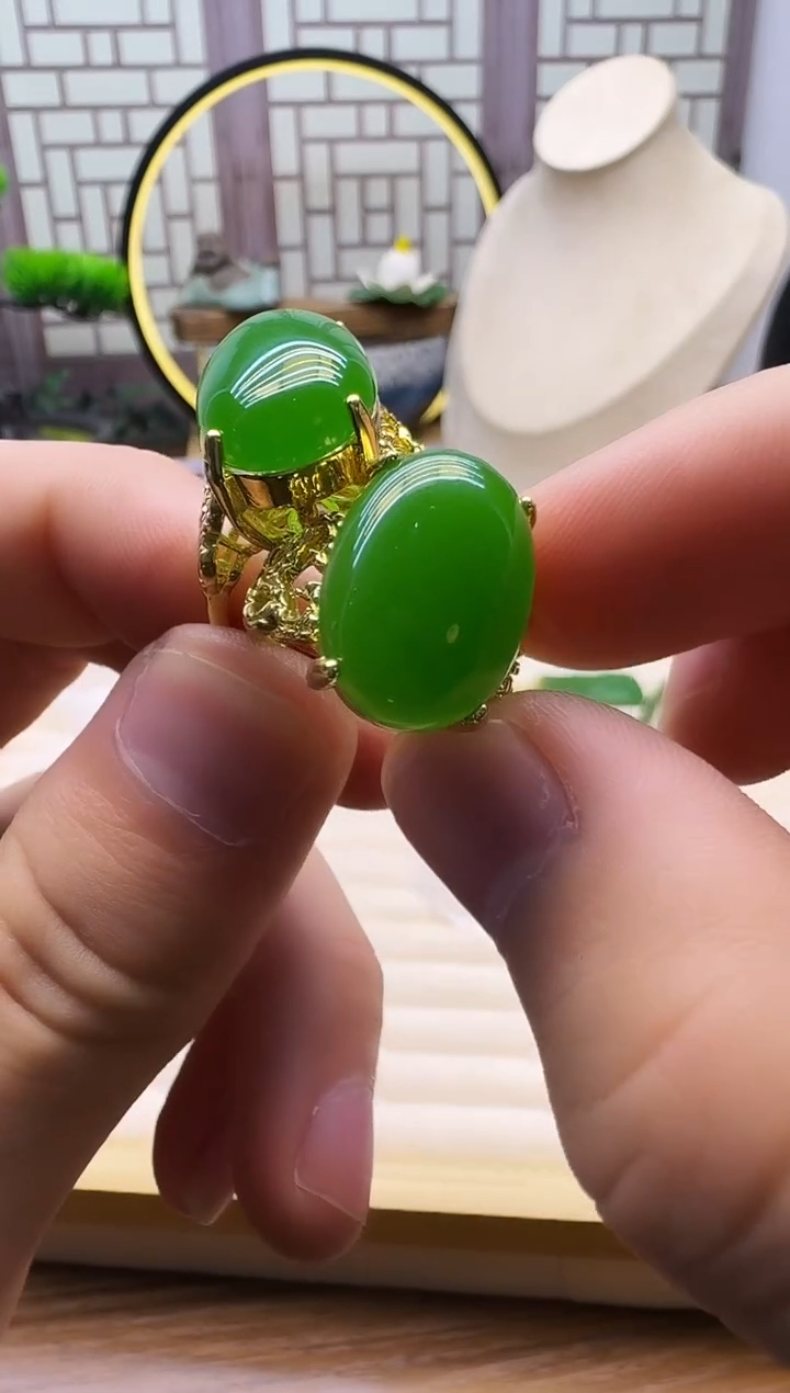 14K金镶嵌戒指和田玉L156  