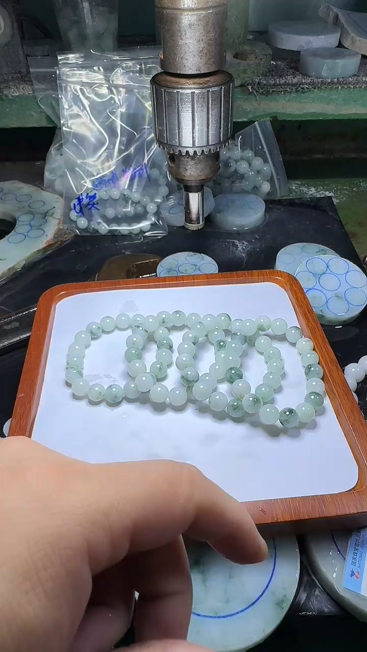 未镶嵌手链翡翠飘花手链卡10多样性发一件