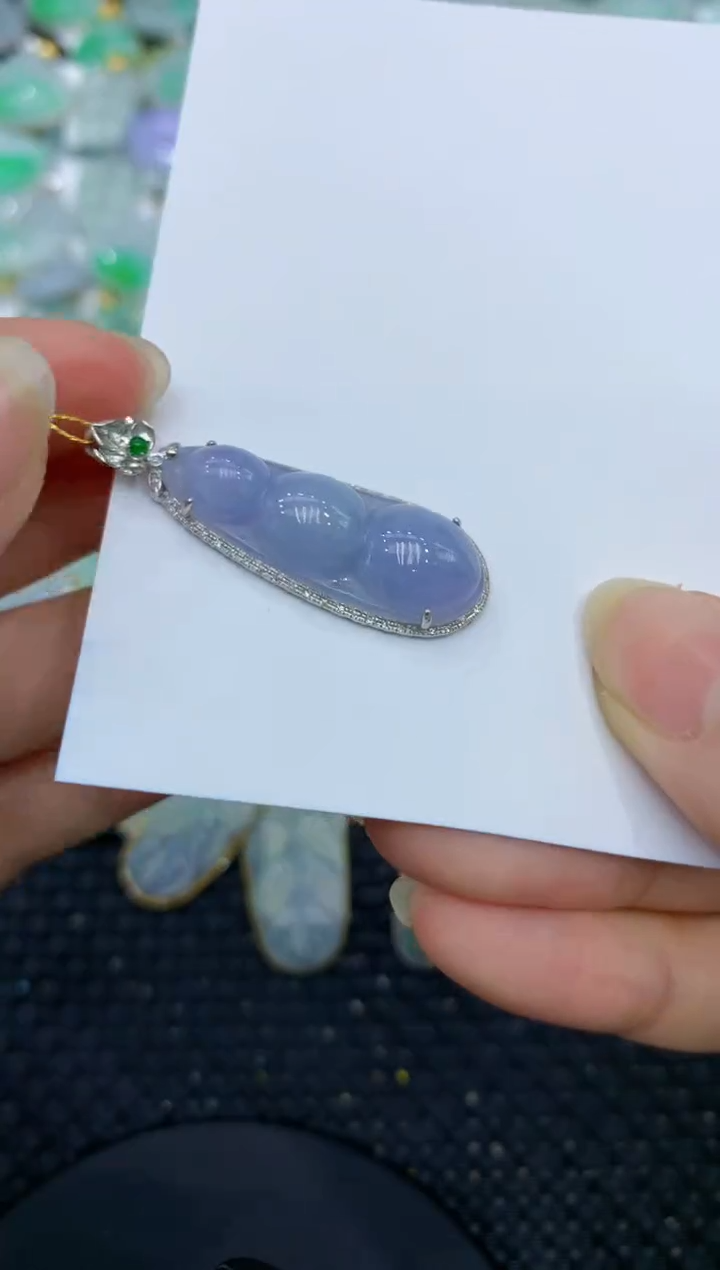【闪购商品】翡翠颈饰18K金镶嵌8888888888