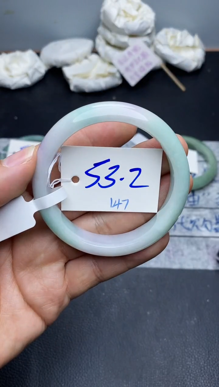 未镶嵌手镯翡翠147