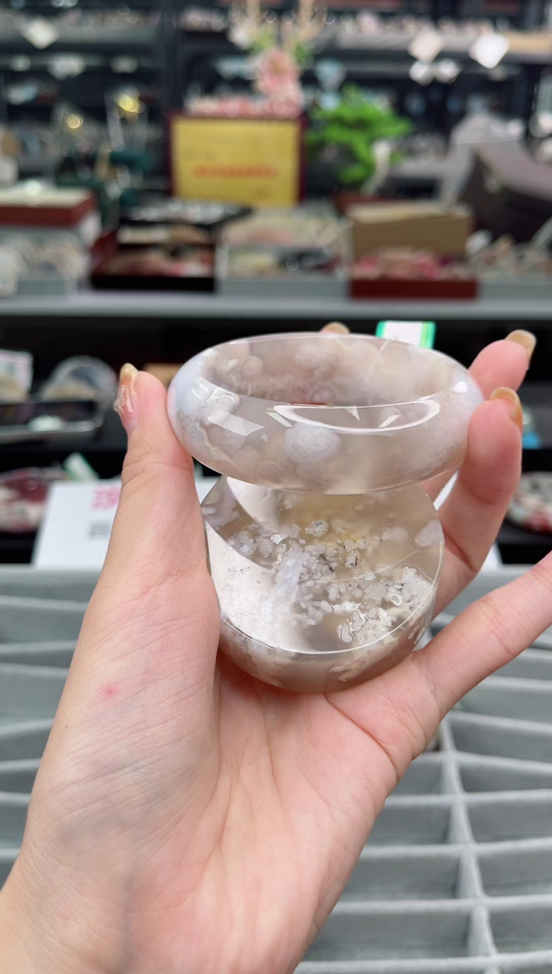 【闪购商品】石英质玉手镯未镶嵌57圈口（赠品镯心）1680879