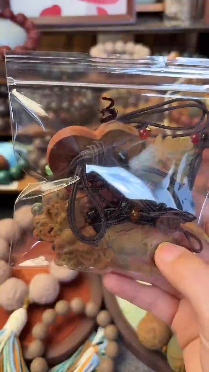 泥塑大***吒香牌三号六个一起