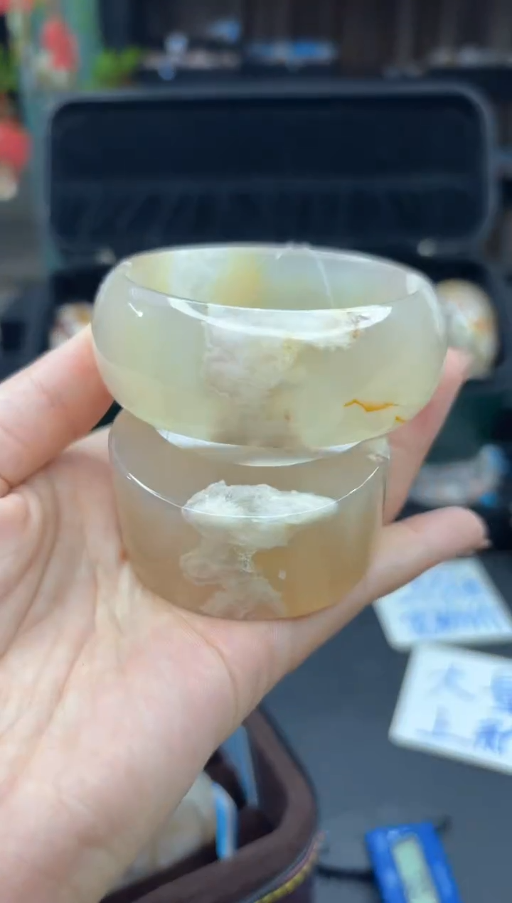 【闪购商品】石英质玉手镯未镶嵌821（57圈赠送镯心）