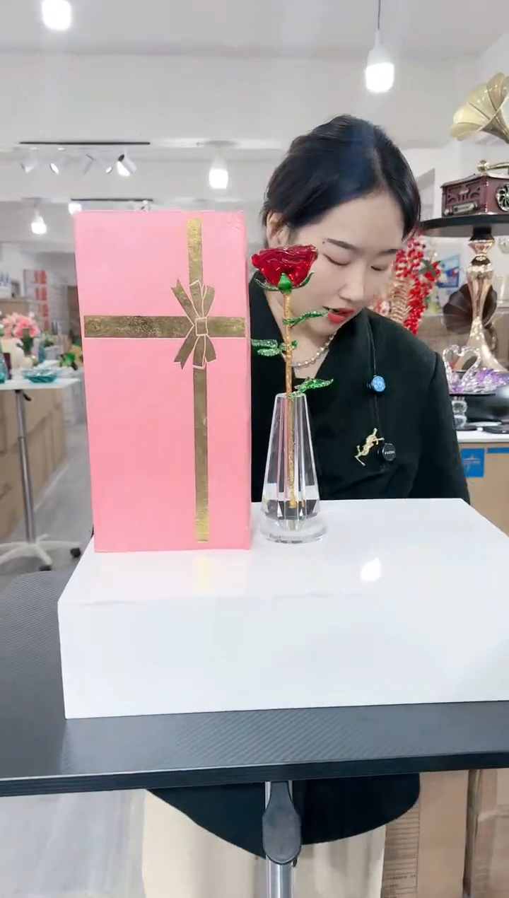 【闪购商品】琉璃静姐花器K-品43