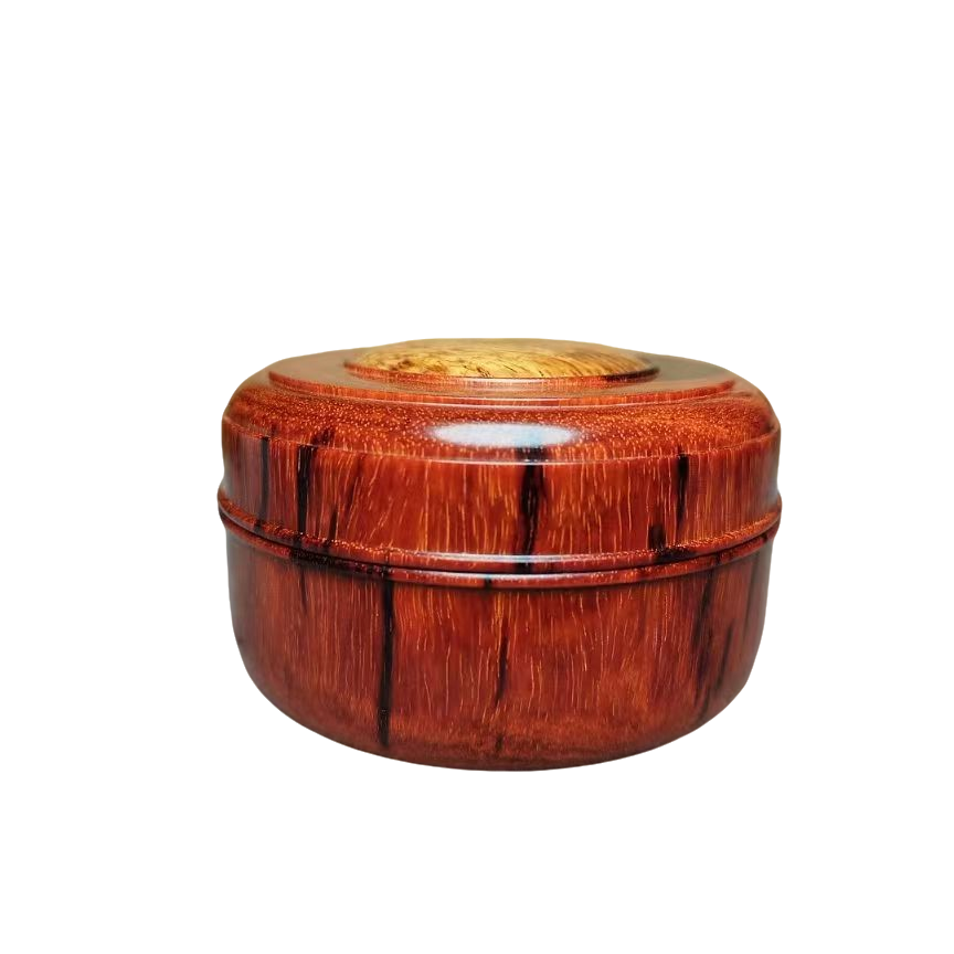 印度小叶紫檀老料印泥盒选​小叶紫檀老料整木挖顶部镶嵌花梨瘿