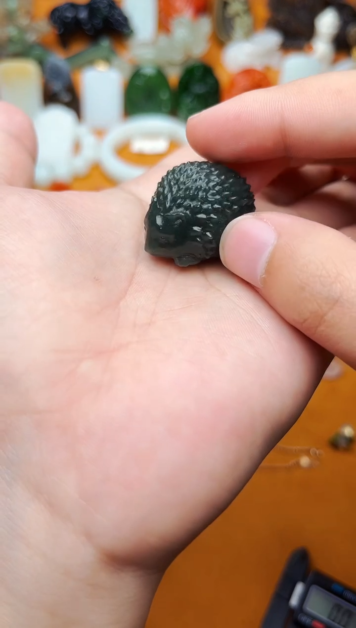 【闪购商品】和田玉摆件未镶嵌小刺猬