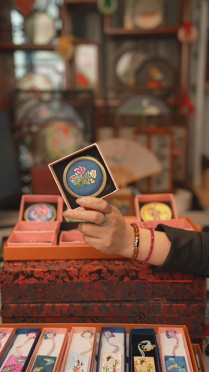 扇子镜子 绣花双面非遗